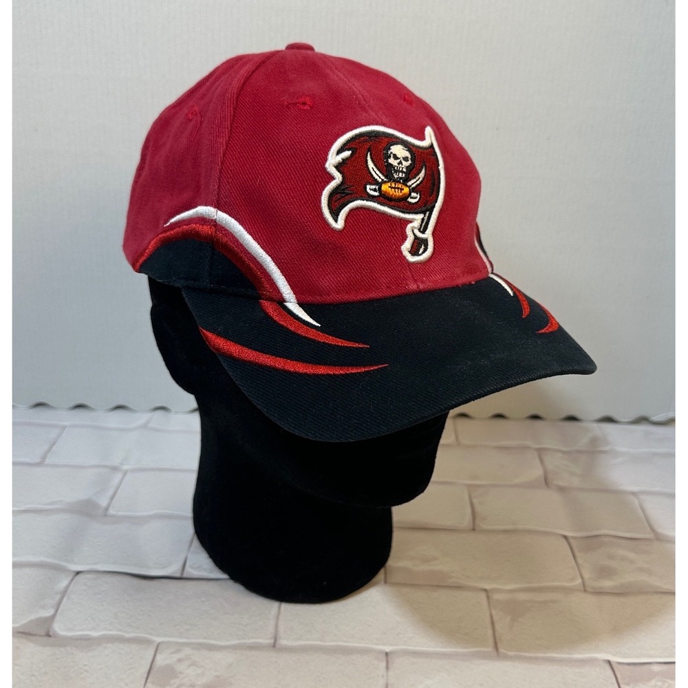 Tampa Bay Buccaneers NFL Hat Red Black Drew Pearson‎ Adjustable Cap Est 1976